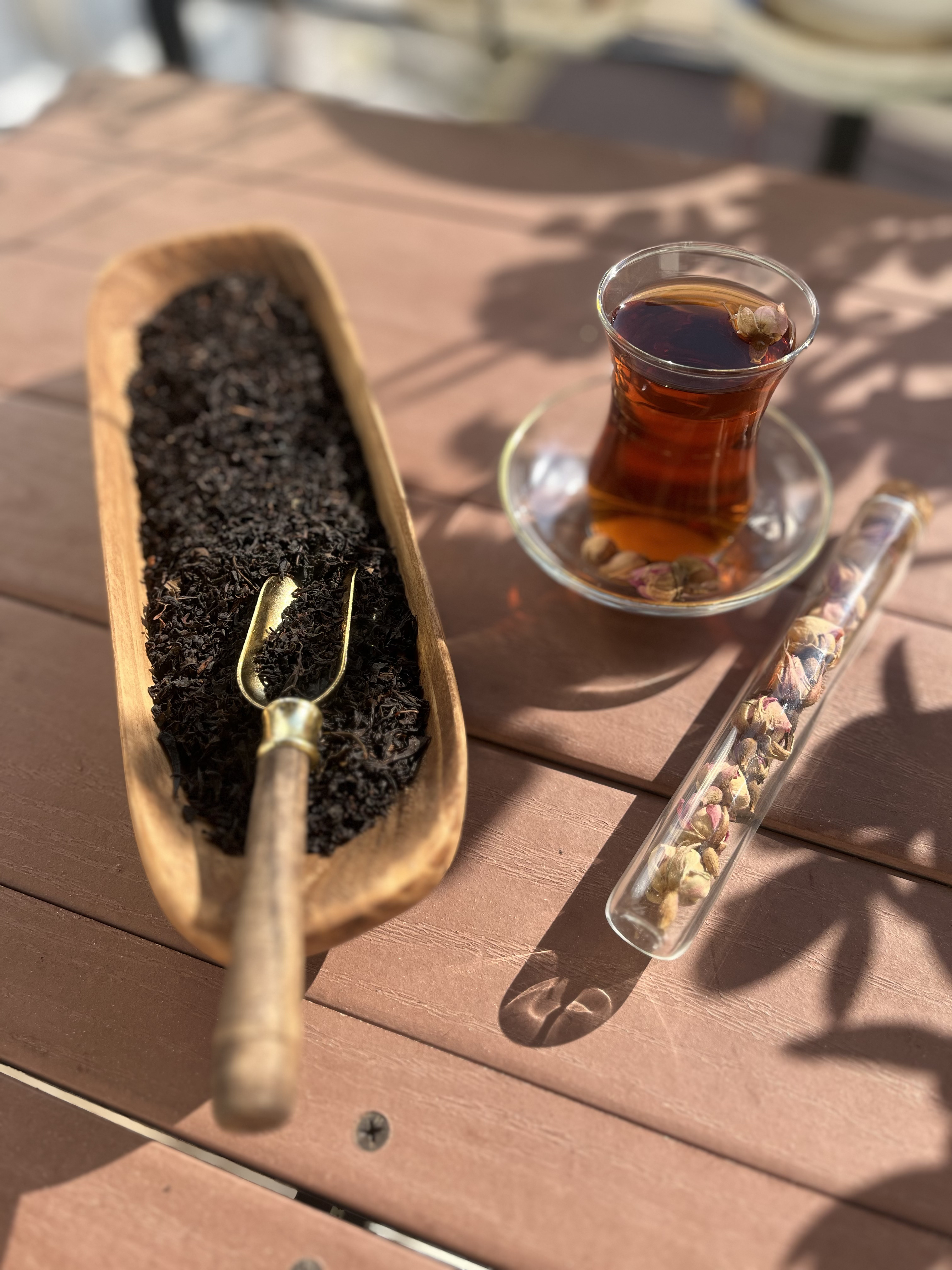 چای قلم لاهیجان